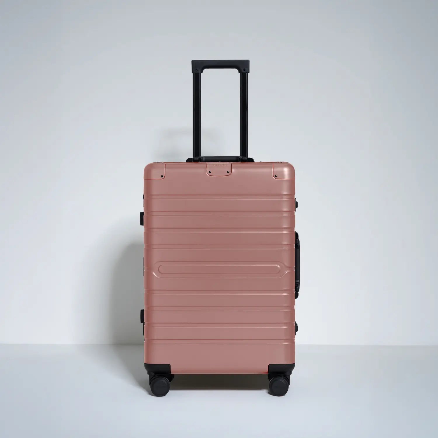 Check In Medium Aluminium 24 Inch