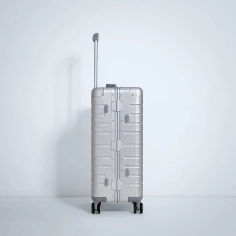 Check In Medium Aluminium 24 Inch