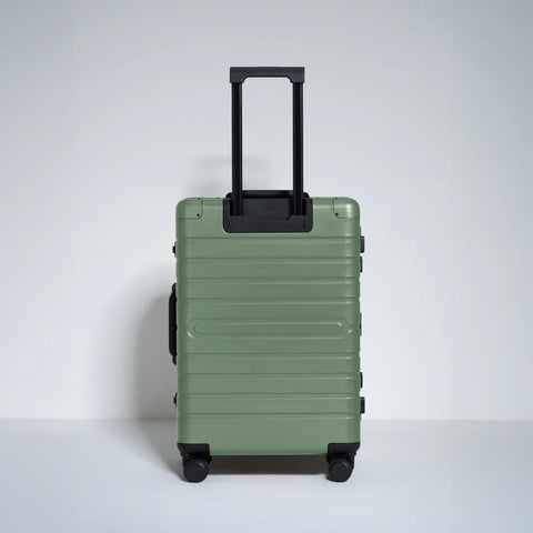 Check In Medium Aluminium 24 Inch